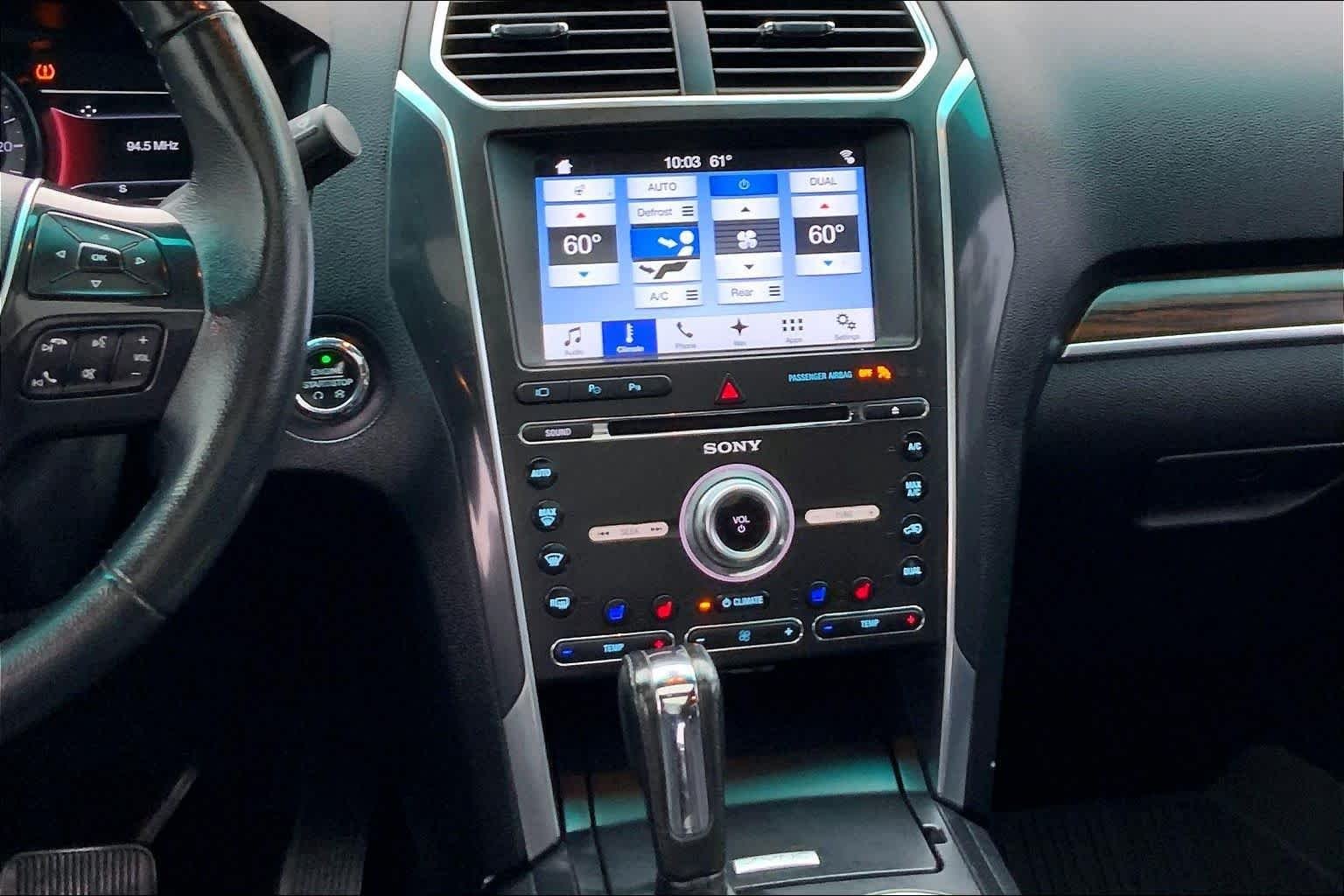 Used 2017 White Platinum Metallic Tri-Coat Ford Limited image 7