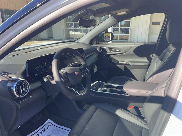 2027 Chevrolet Equinox LT - Photo 12