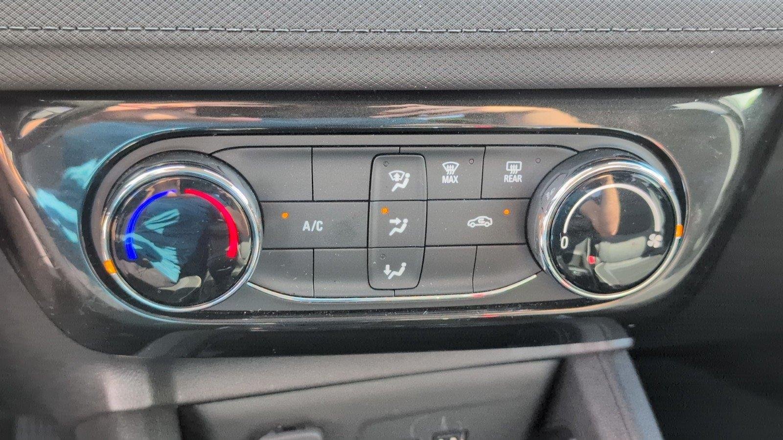 Used 2025 Cacti Green Chevrolet LT image 24