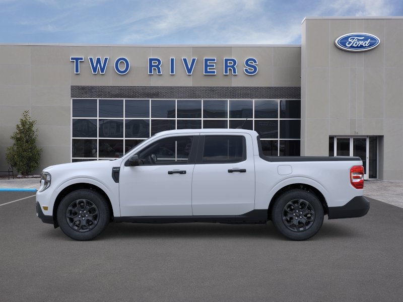 New 2026 Space White Metallic Ford XLT image 3