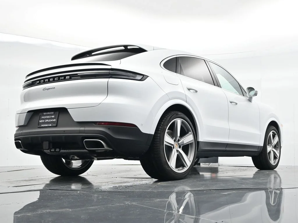 New 2026 White Porsche  image 32