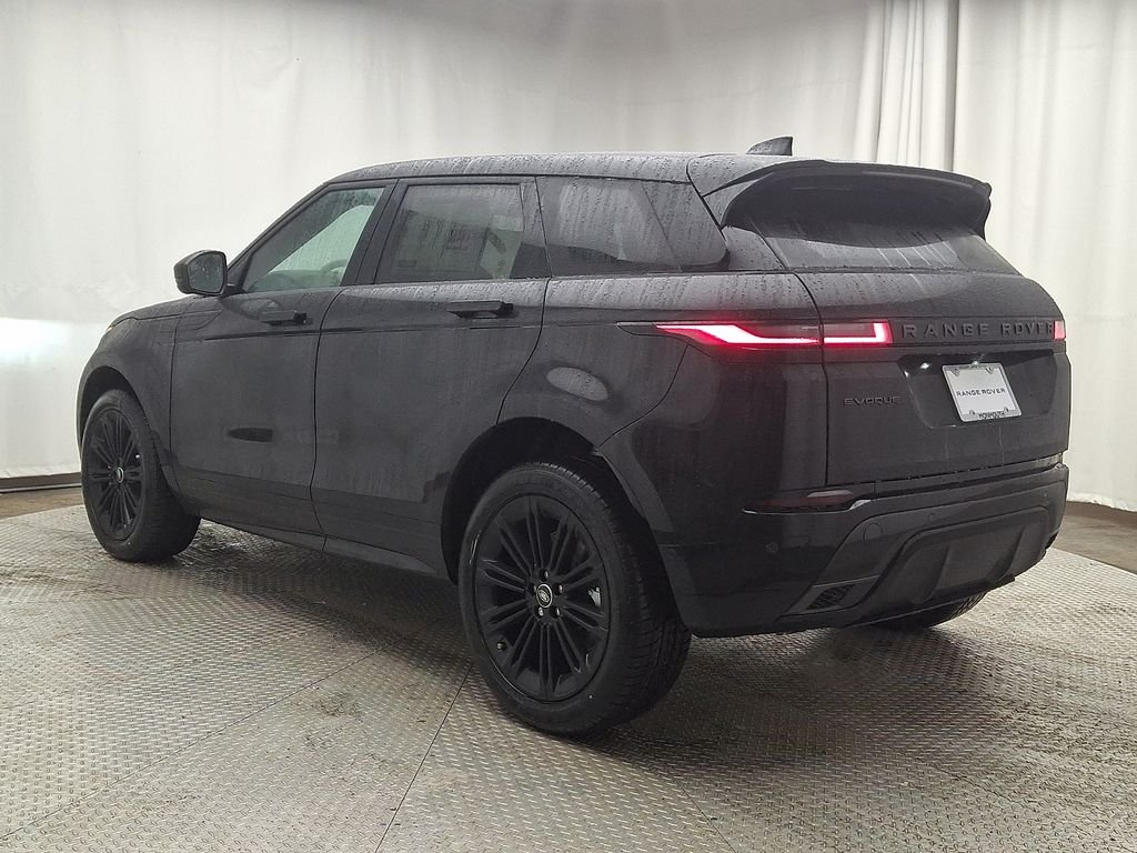 New 2026 Santorini Black Land Rover Dynamic image 4