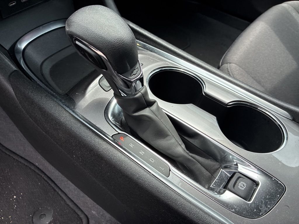 Used 2024 Gray Chevrolet LT image 15