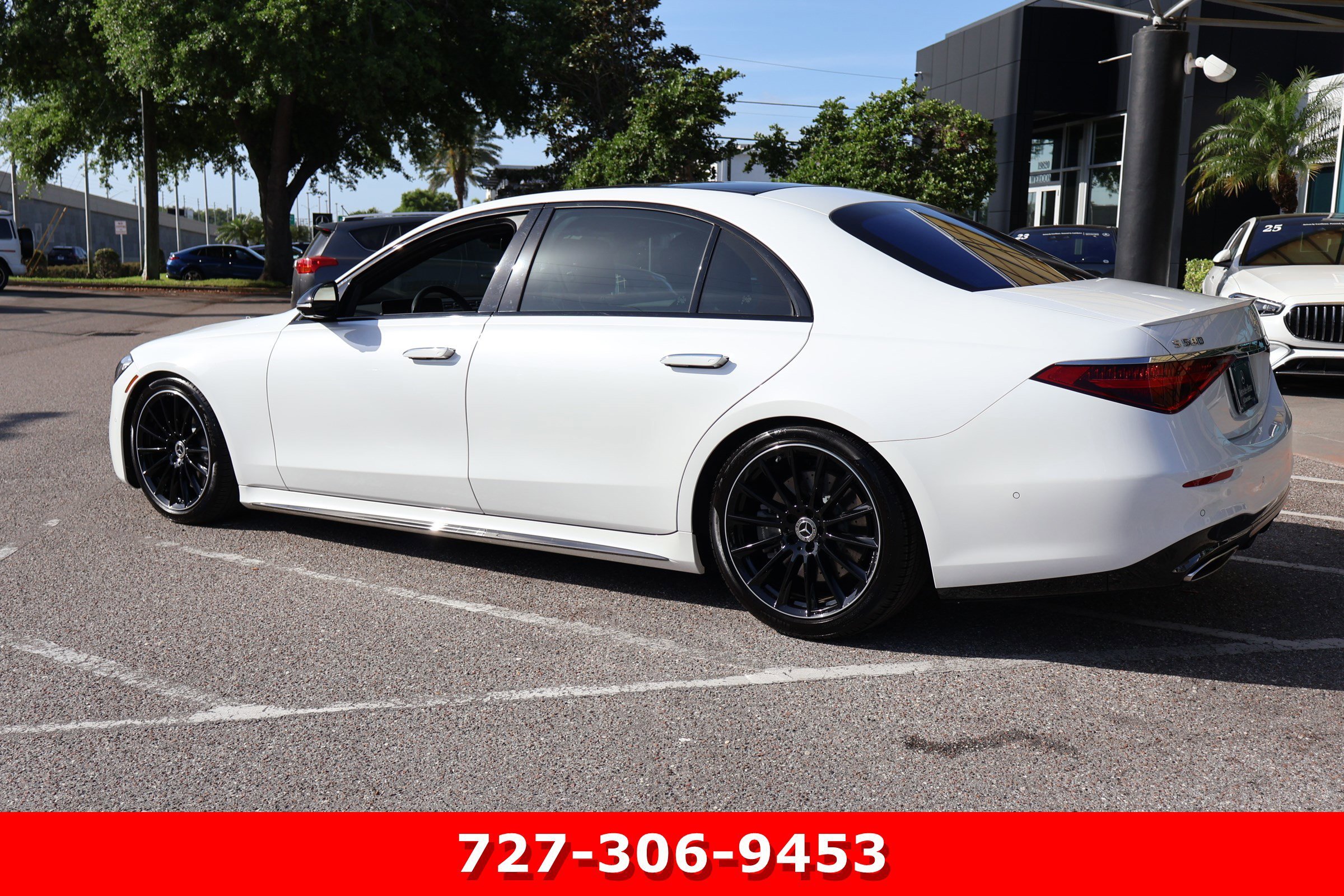 Certified Used 2025 MANUFAKTUR Moonlight Mercedes-Benz S 580 image 7