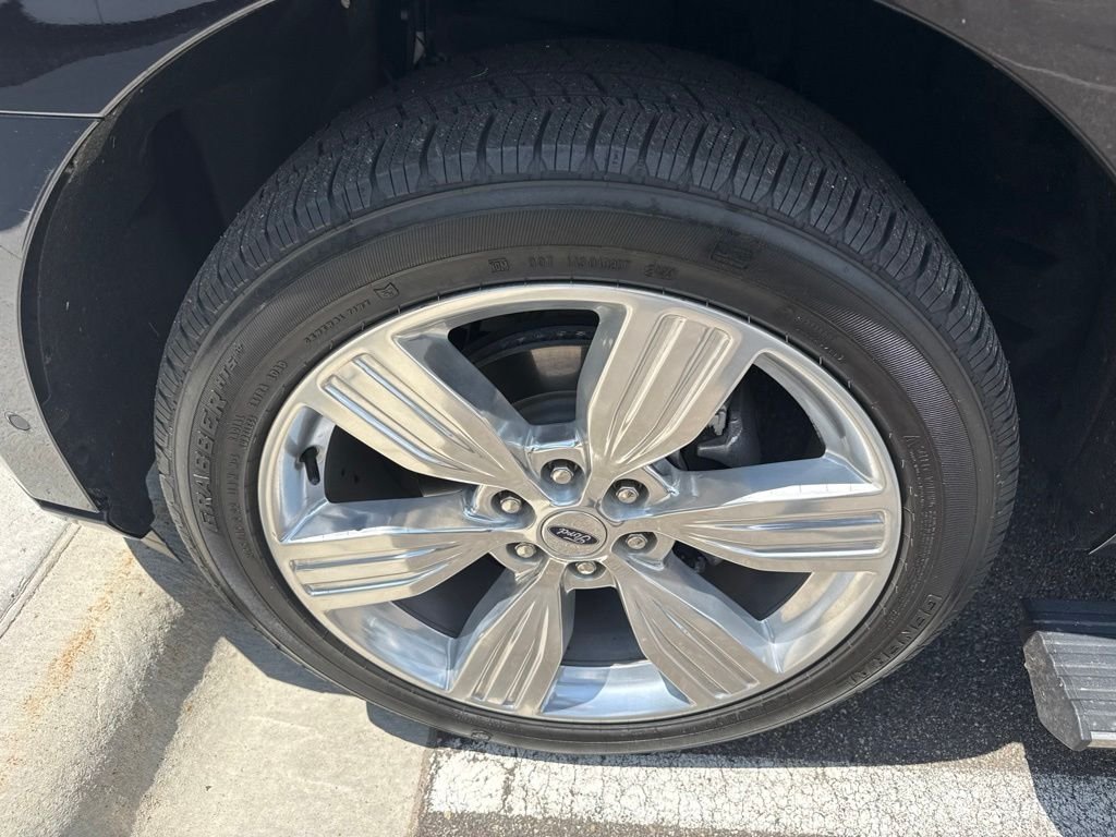 Used 2024 Black Ford Platinum image 20