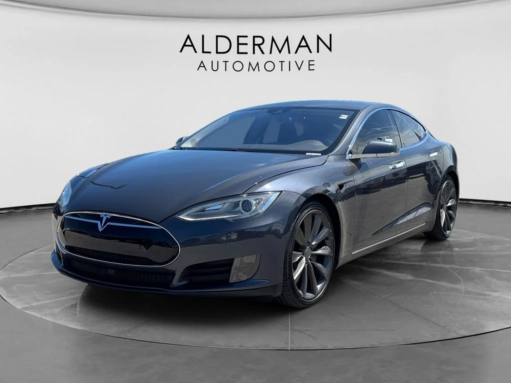 Used 2015 Gray Tesla 70D image 1