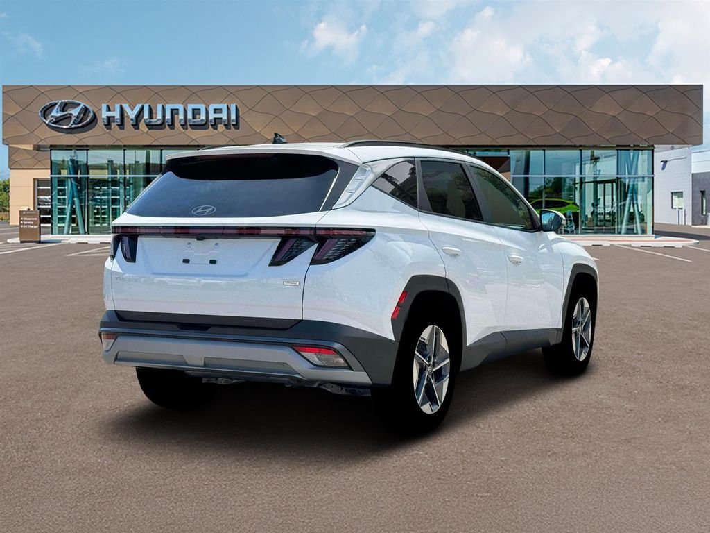 New 2026 White Hyundai SEL Premium image 7