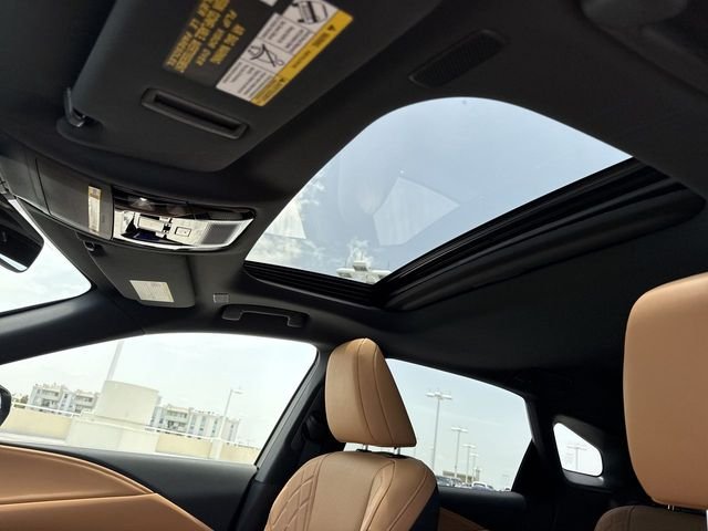 Certified Used 2025 Green Lexus 350 Premium image 22