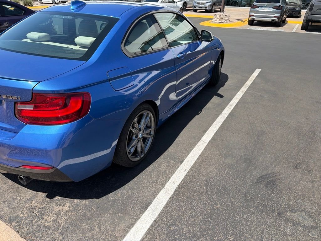 Used 2016 Estoril Blue Metallic BMW M235i xDrive image 5