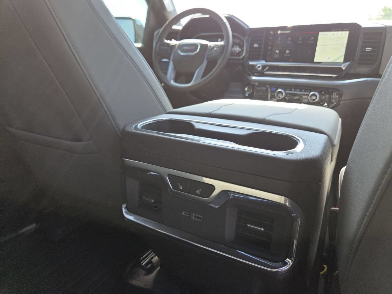 New 2026 Glacier White Tricoat GMC SLT image 23
