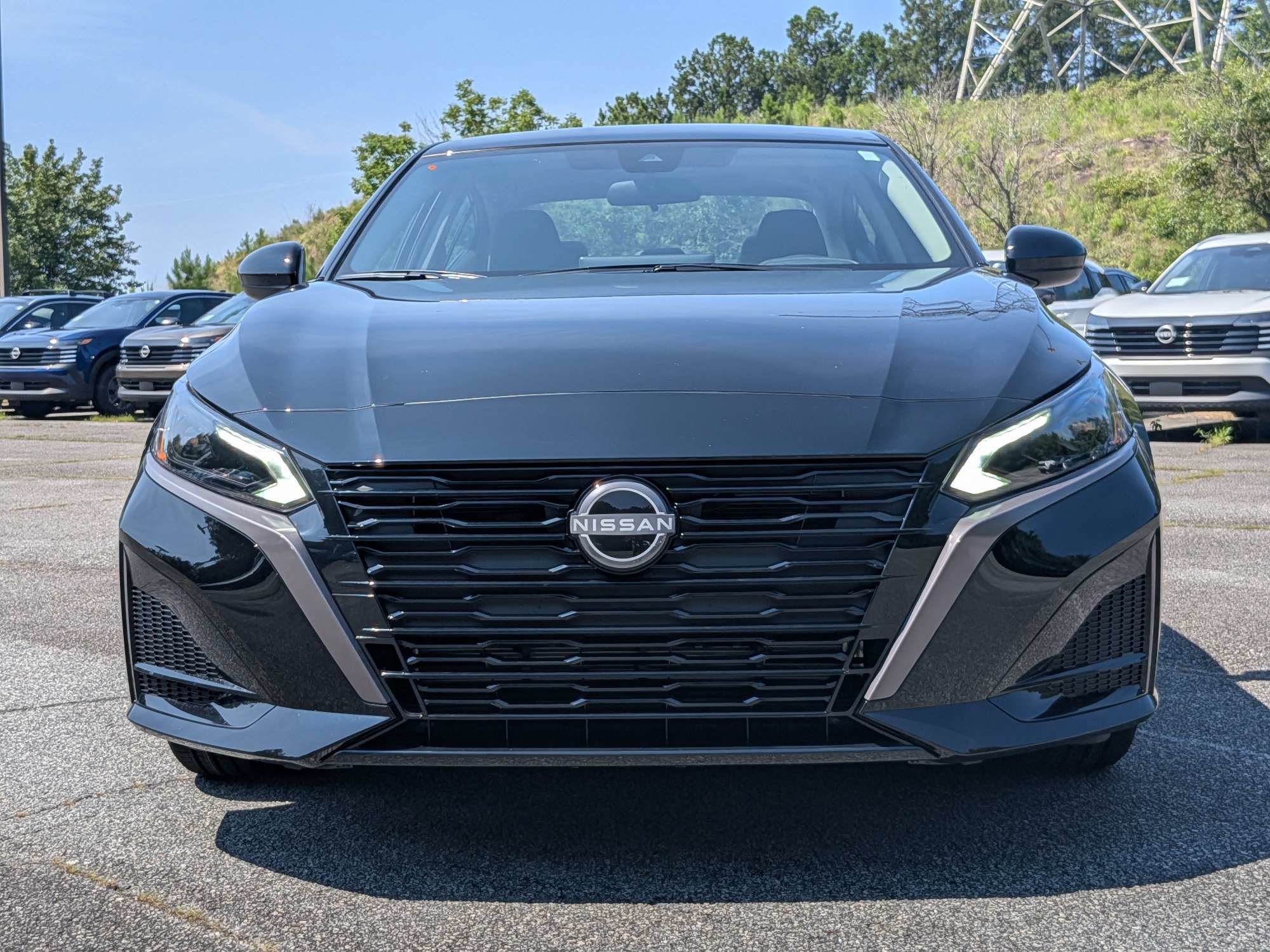 New 2026 Black Nissan 2.5 SV image 7