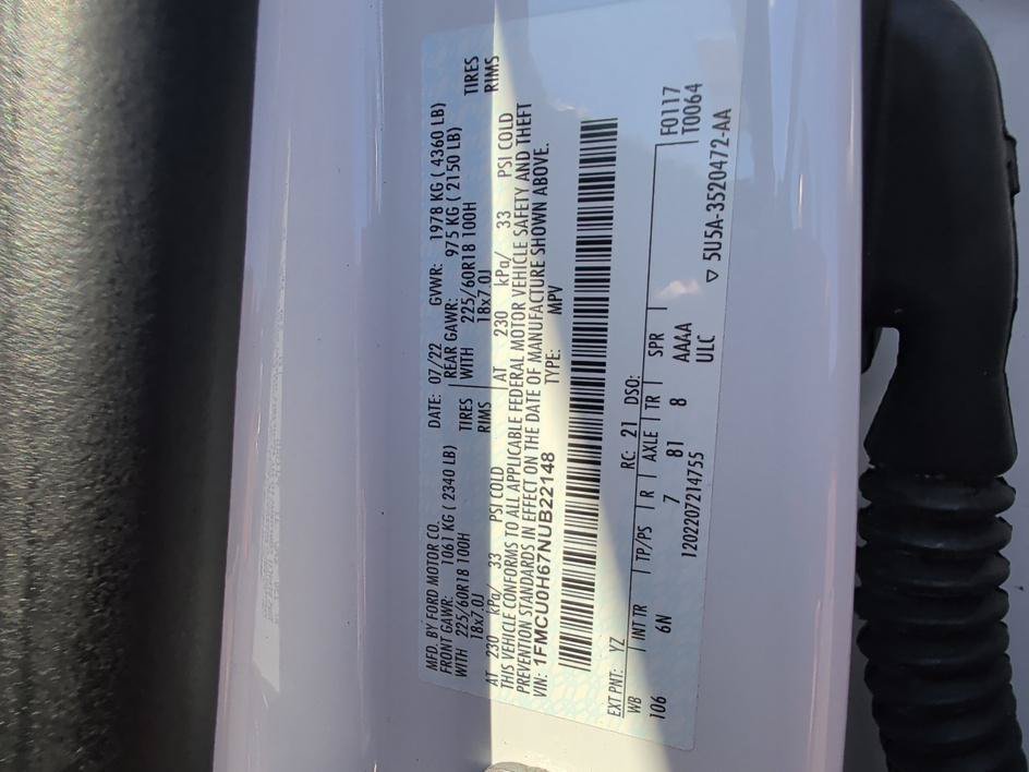 Used 2022 Oxford White Ford SEL image 31
