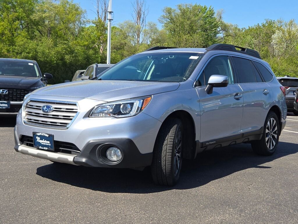 Used 2016 Silver Subaru 2.5i image 5