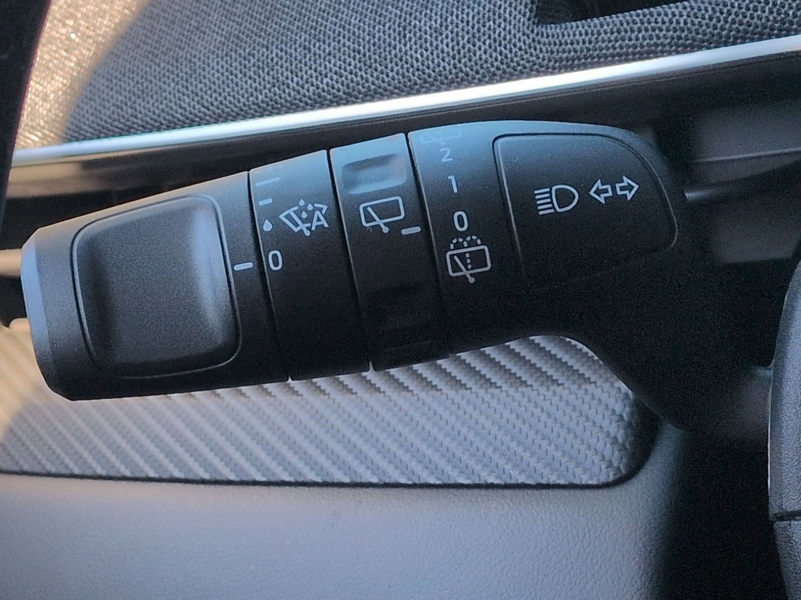 2025 Ford Mustang Mach-E Premium - Photo 27