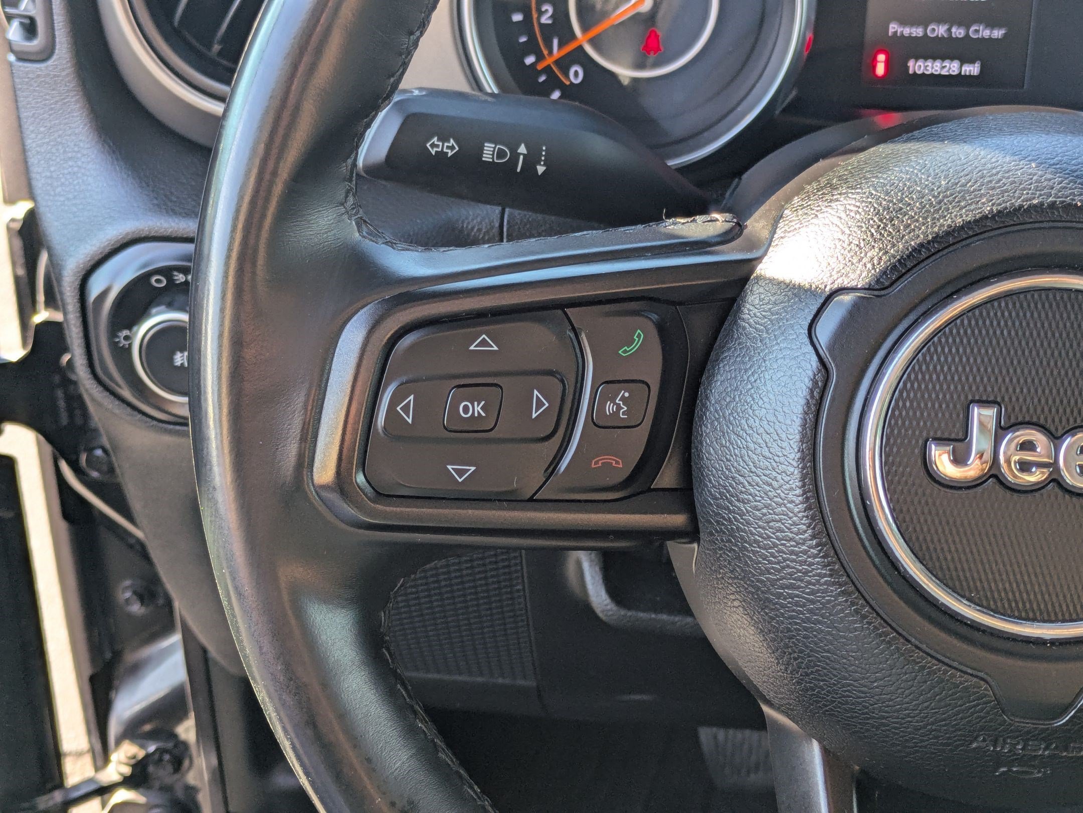 Used 2018 Granite Crystal Clearcoat Metallic Jeep Sport S image 17