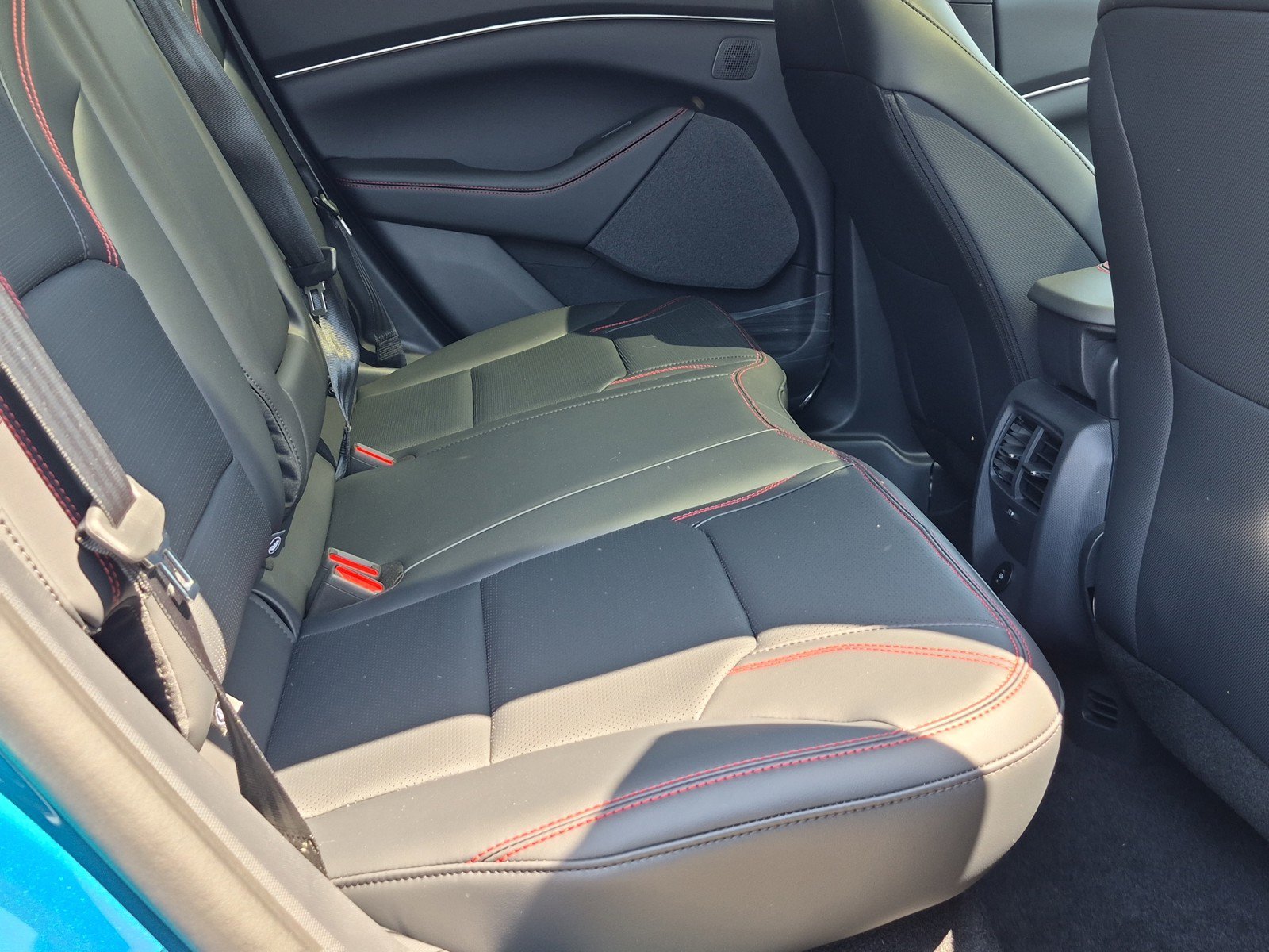 New 2026 Adriatic Blue Metallic Ford Premium image 22