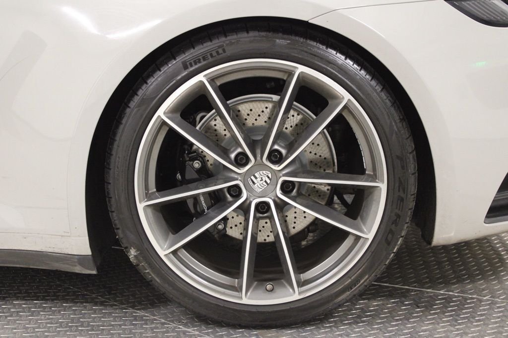 Used 2024  Porsche Carrera 4S image 15