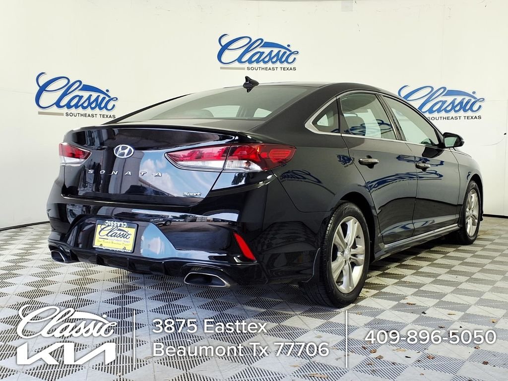 Used 2019 Black Hyundai Sport image 6