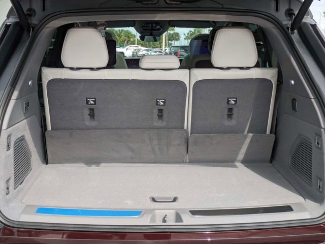 2025 Cadillac Escalade IQ Luxury 1 - Photo 13