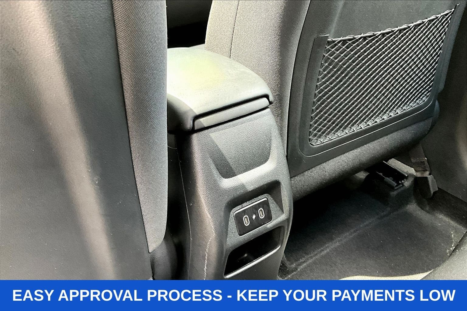 Used 2025 Silver Hyundai SEL image 13