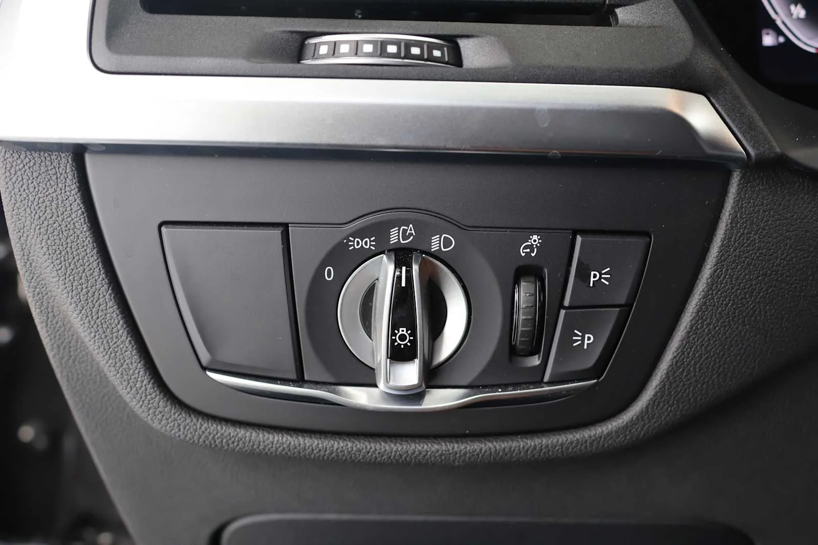 Certified Used 2024 Dark Graphite Metallic BMW sDrive30i image 19