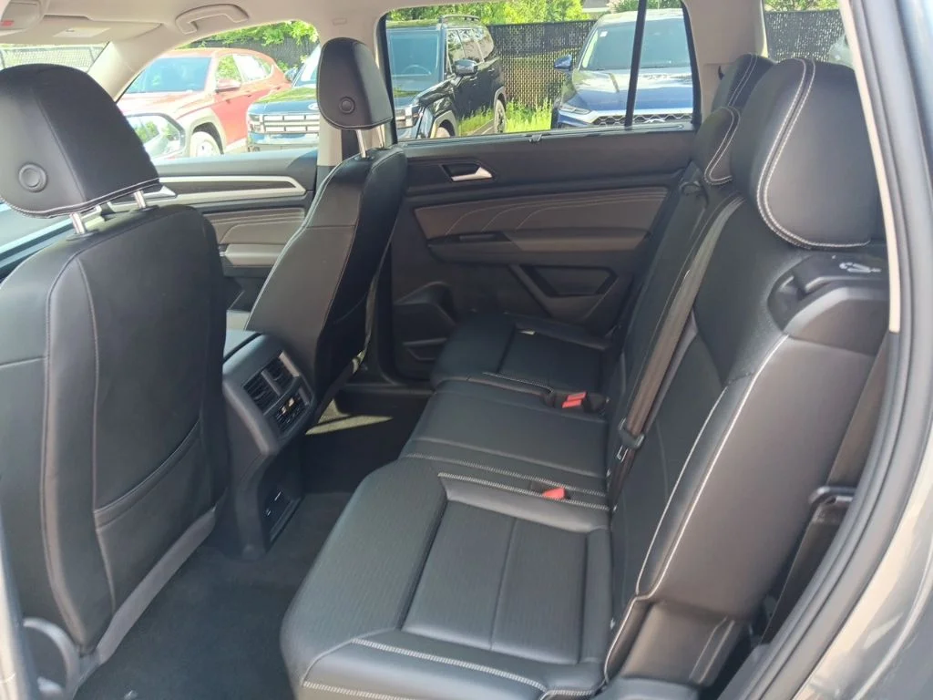 Used 2023 Platinum Gray Metallic Volkswagen 3.6L V6 SE w/Technology image 25