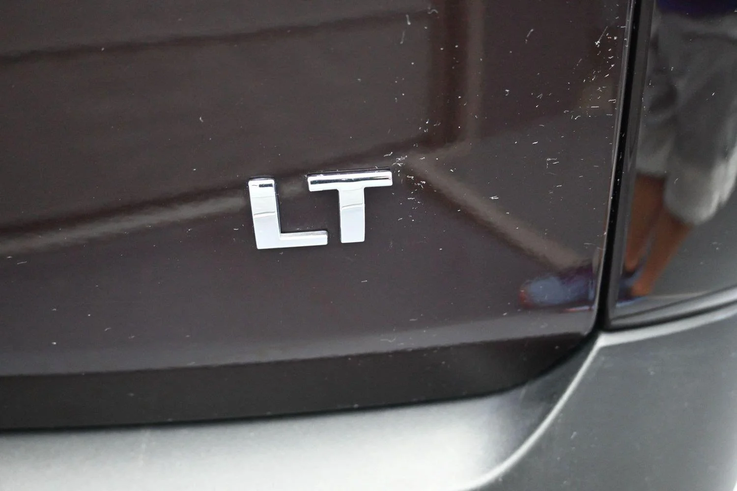 Used 2022 Black Cherry Metallic Chevrolet LT Leather image 16