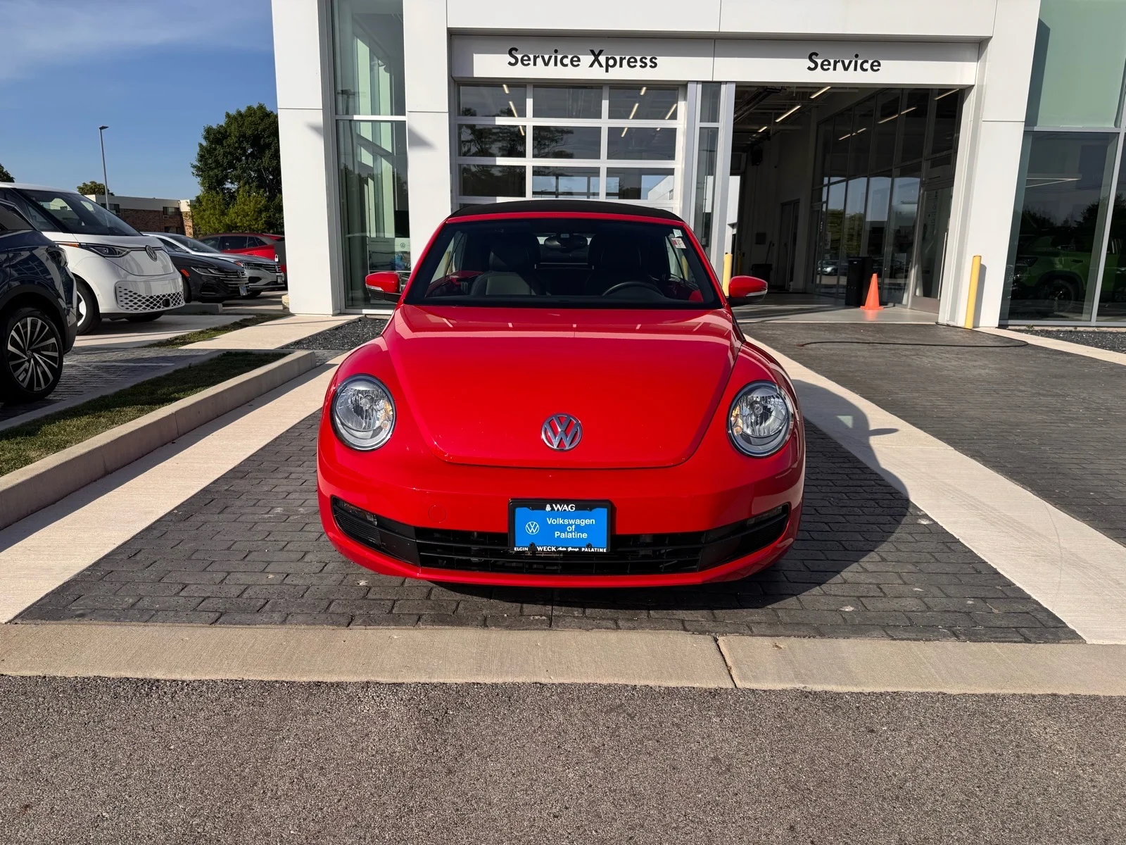 Used 2016 Tornado Red (g2sl) Volkswagen 2DR AUTO 1.8T S image 2