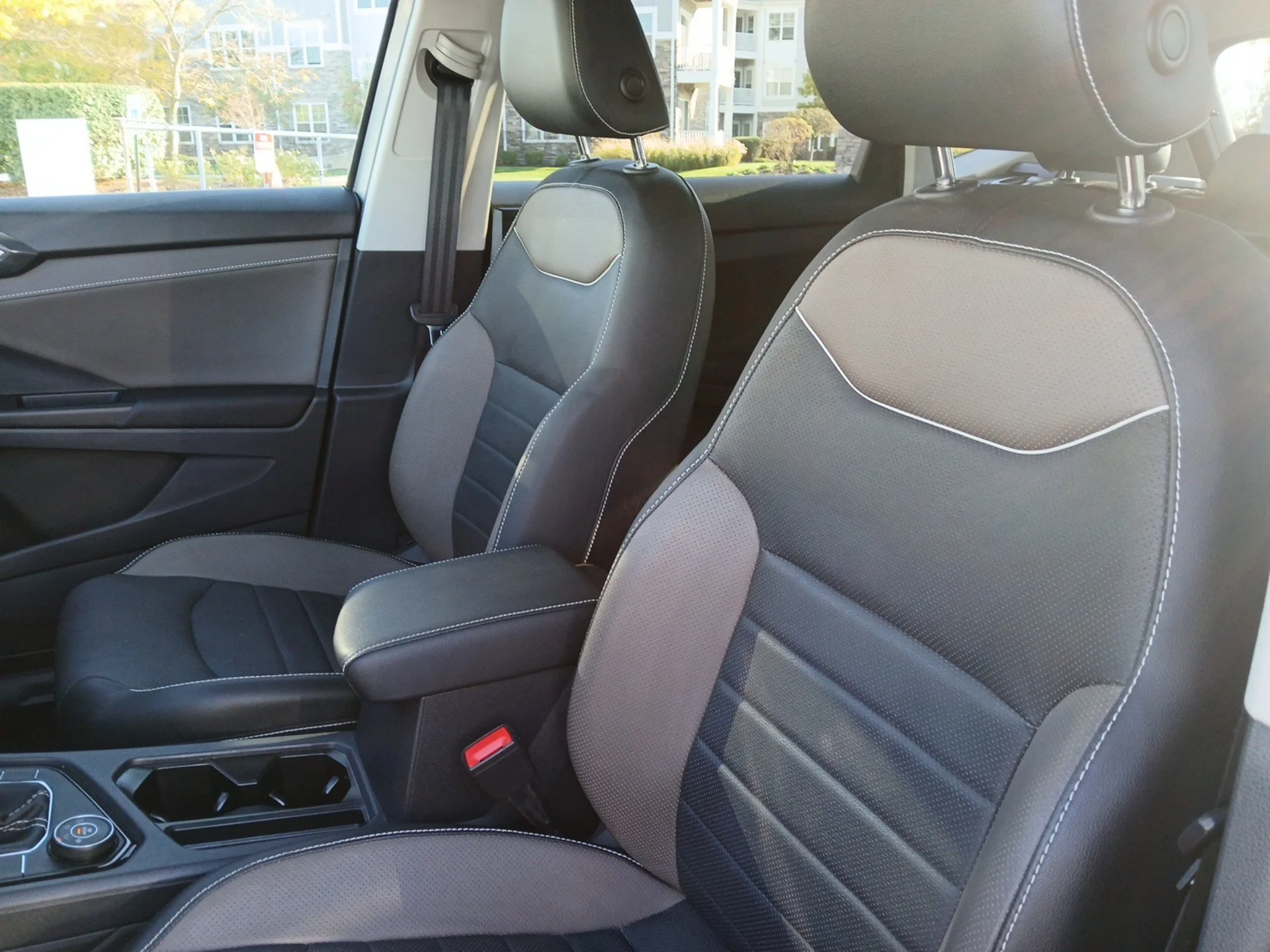 Certified Used 2023 Silver Volkswagen SEL image 20