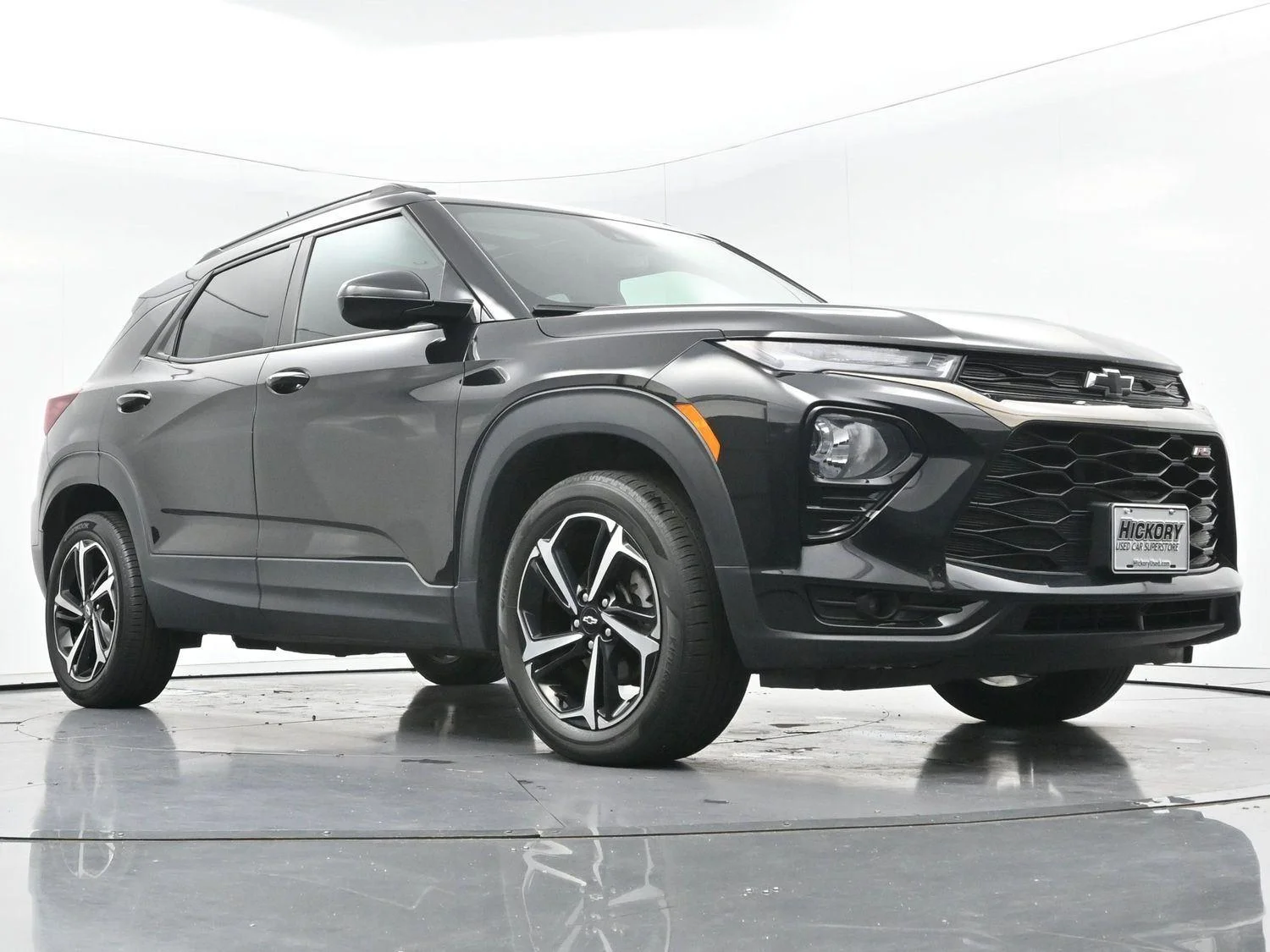 Used 2022 Mosaic Black Metallic Chevrolet RS image 43