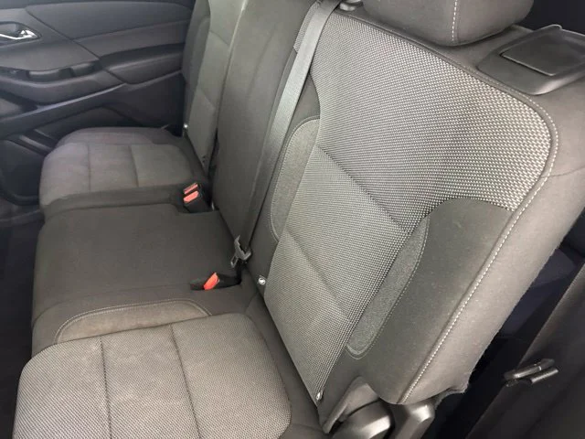 Used 2023 Green Chevrolet LT image 27