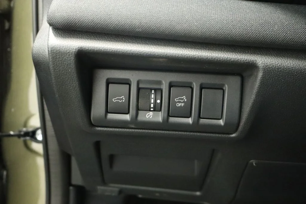 Certified Used 2025 Green Subaru Premium image 34