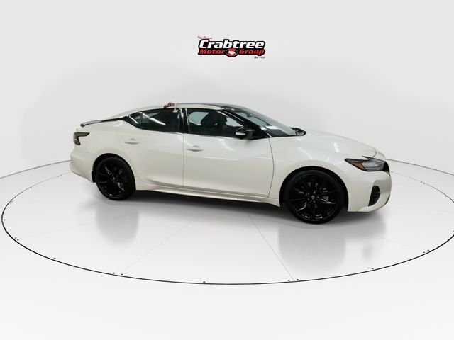 Used 2023 White Nissan SR image 9