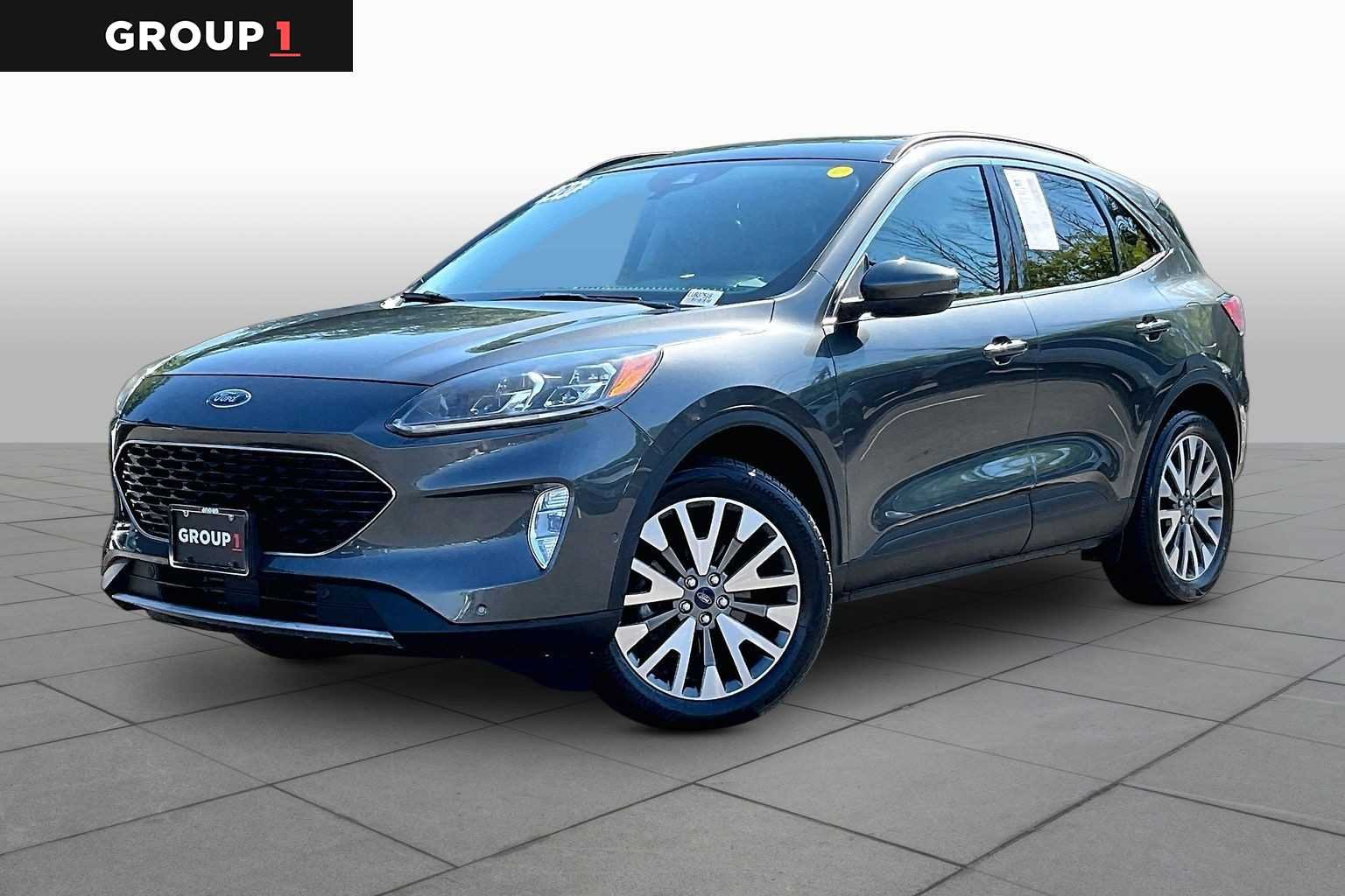 2020 Ford Escape Titanium