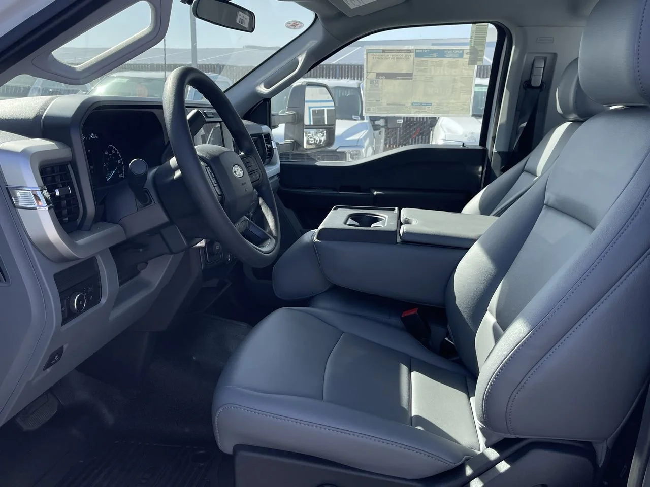 New 2025 Oxford White Ford XL image 17