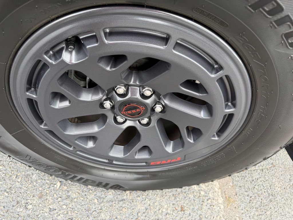 Used 2025 White Nissan PRO-4X image 14