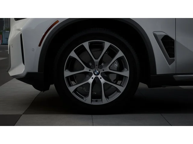 New 2026 Alpine White BMW  image 7
