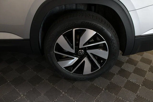 2026 Volkswagen Atlas SE w/Tech - Photo 23