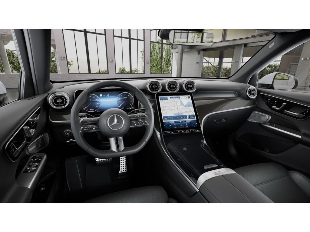 New 2027 White Mercedes-Benz GLC 300 image 3