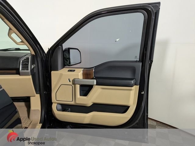 Used 2016 Black Ford Lariat image 38