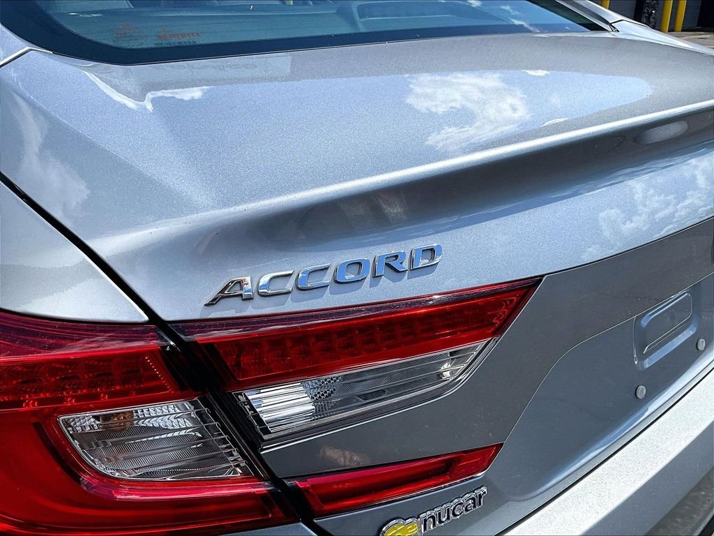 Used 2019 Silver Honda LX image 26