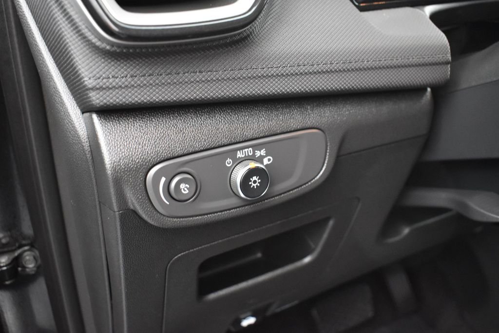 Used 2025 Black Metallic Chevrolet LT image 7