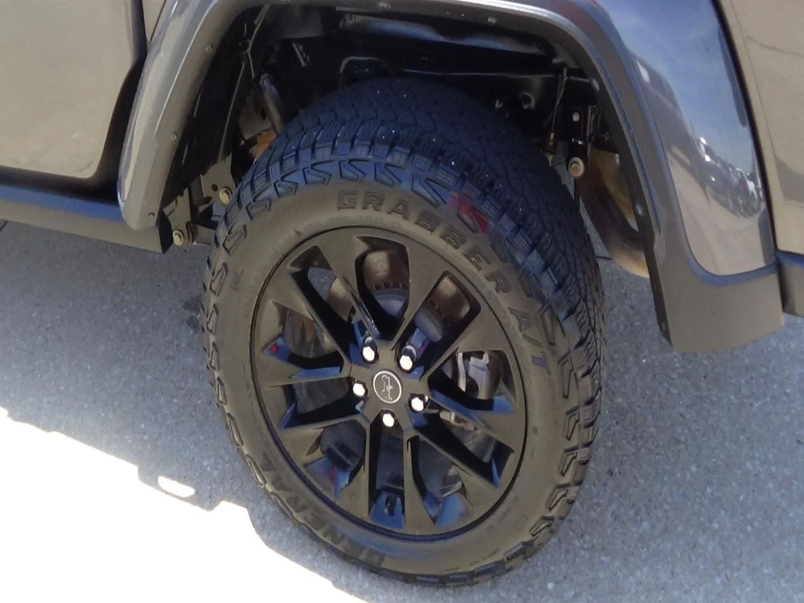 Used 2024 Granite Crystal Metallic Clear Coat (pau) Jeep NightHawk image 9