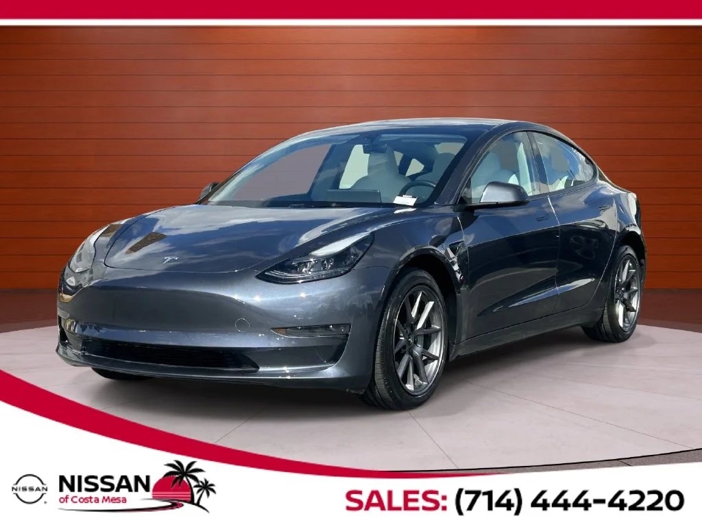 Used 2023  Tesla Base image 1