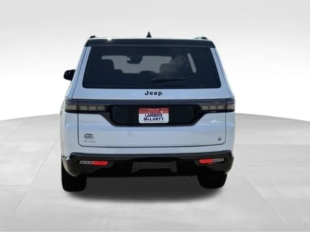 New 2026 Bright White Clear-Coat Exterior Paint Jeep 85th Anniversary Edition image 7