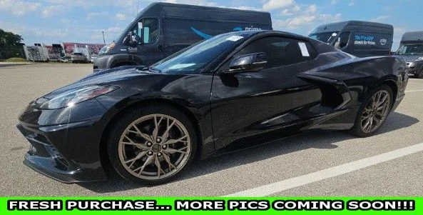 2024 Chevrolet Corvette Stingray Convertible 2LT's photo