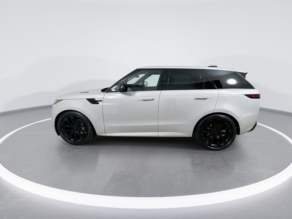 New 2026 Borasco Grey Land Rover Dynamic SE image 5