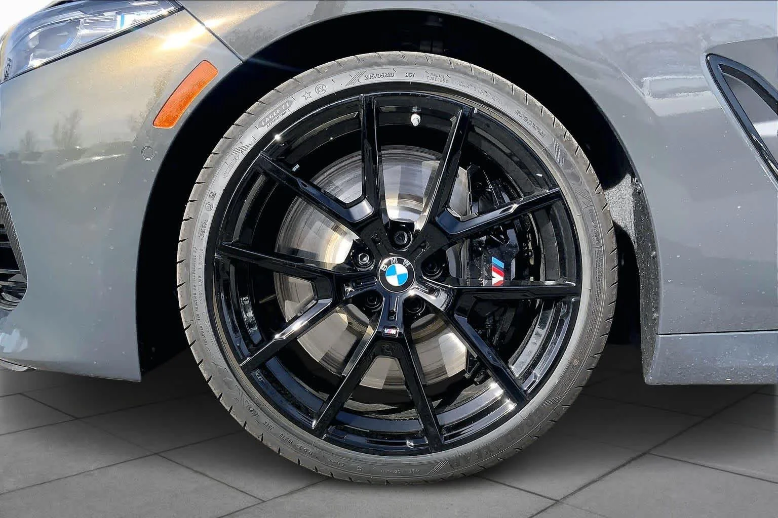 New 2026 Dravit Grey Metallic BMW M850i image 11