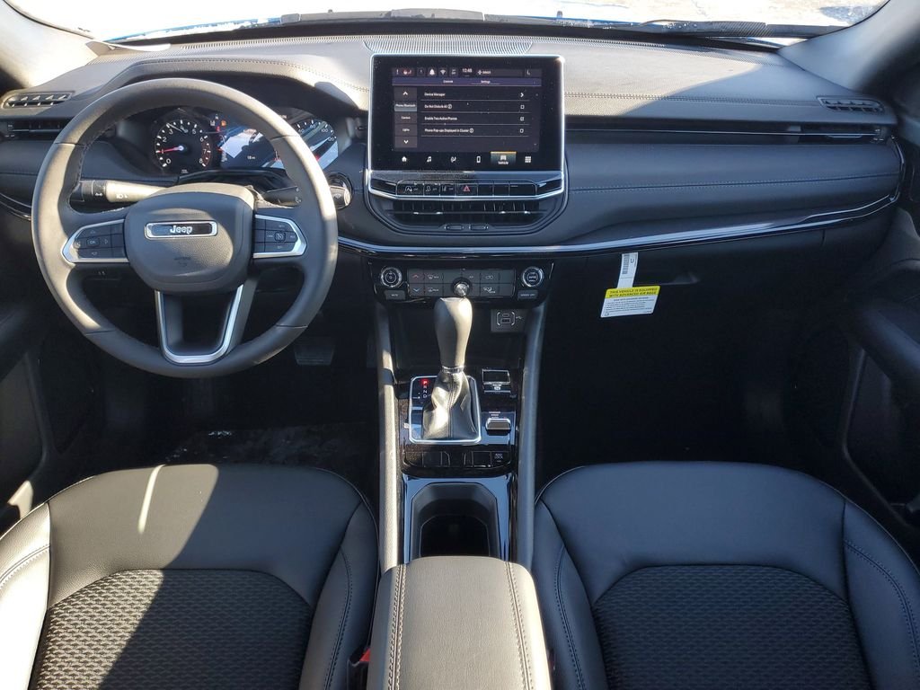 New 2026 Hydro Blue Pearlcoat Jeep Latitude image 13
