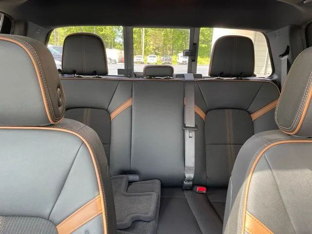 Used 2023 Blue Metallic GMC AT4 image 33